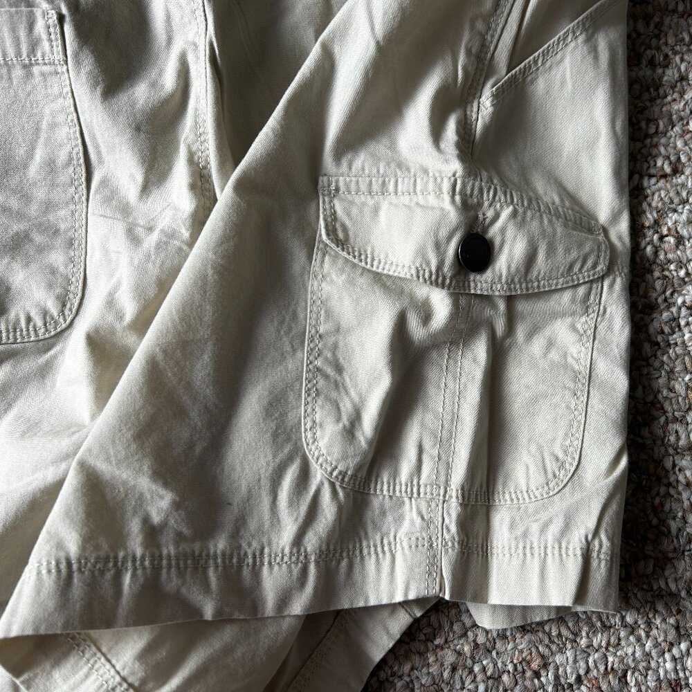 Shorts - Picture 6 of 7